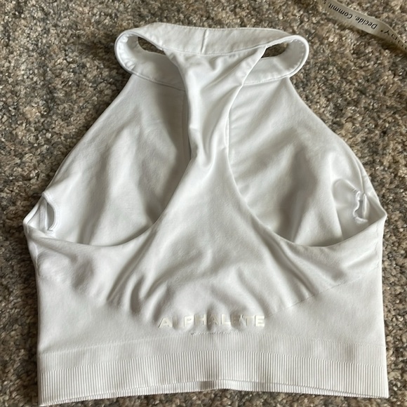Alphalete amplify Cassio zip bra XS in white. - Picture 2 of 4